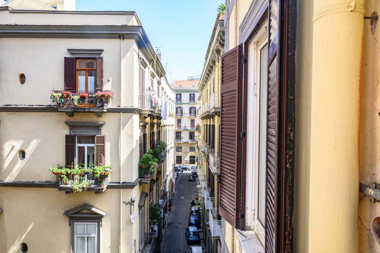 Vespa Appartement Napels
