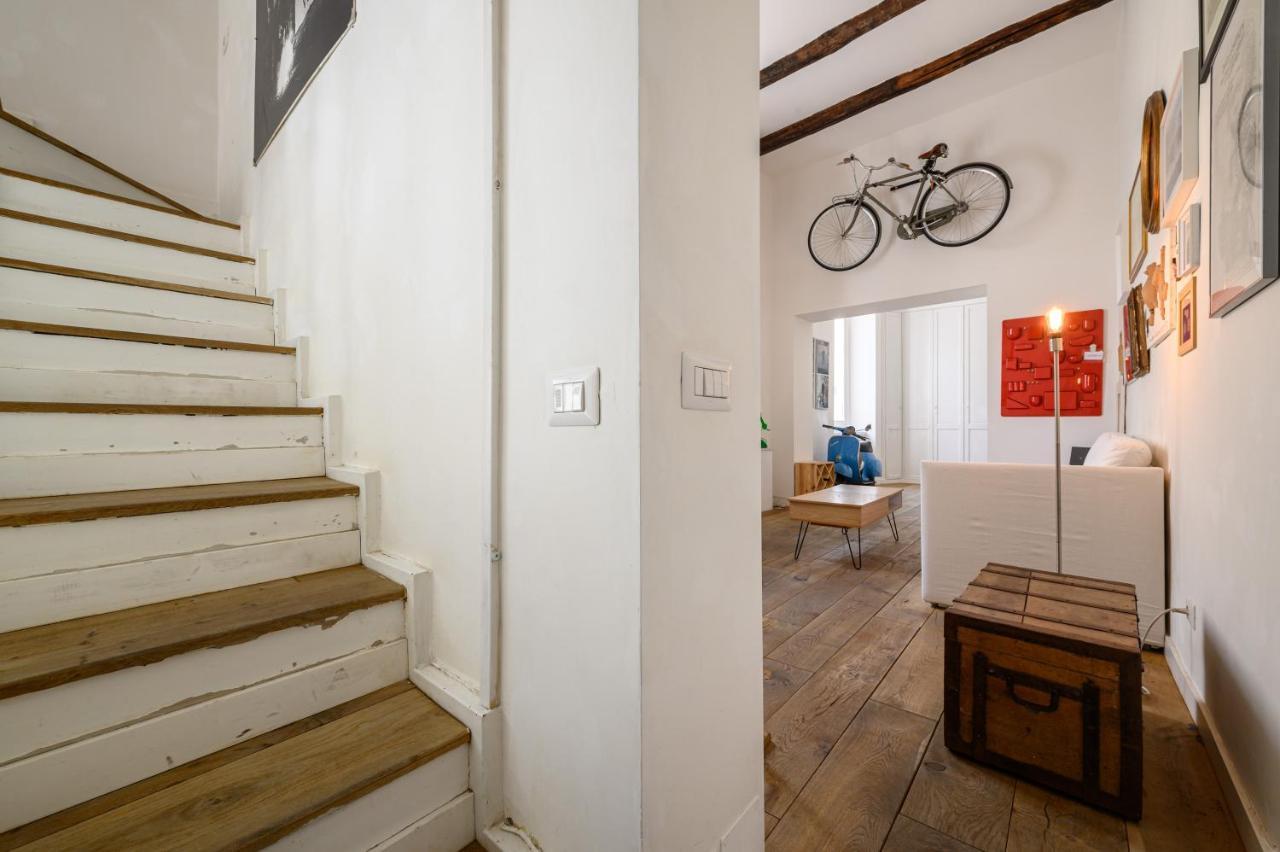 Vespa Appartement Napels